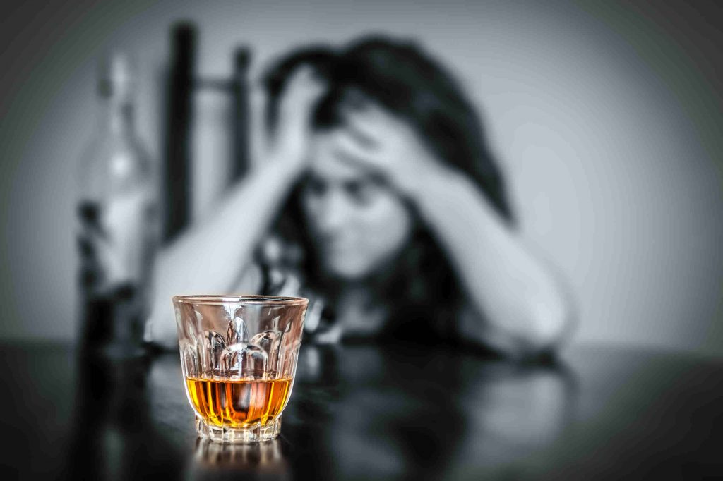 Consecuencias del exceso de alcohol en el organismo - blog farmacia 24h - Farmacia 24 horas Palma | Farmacia Balanguera